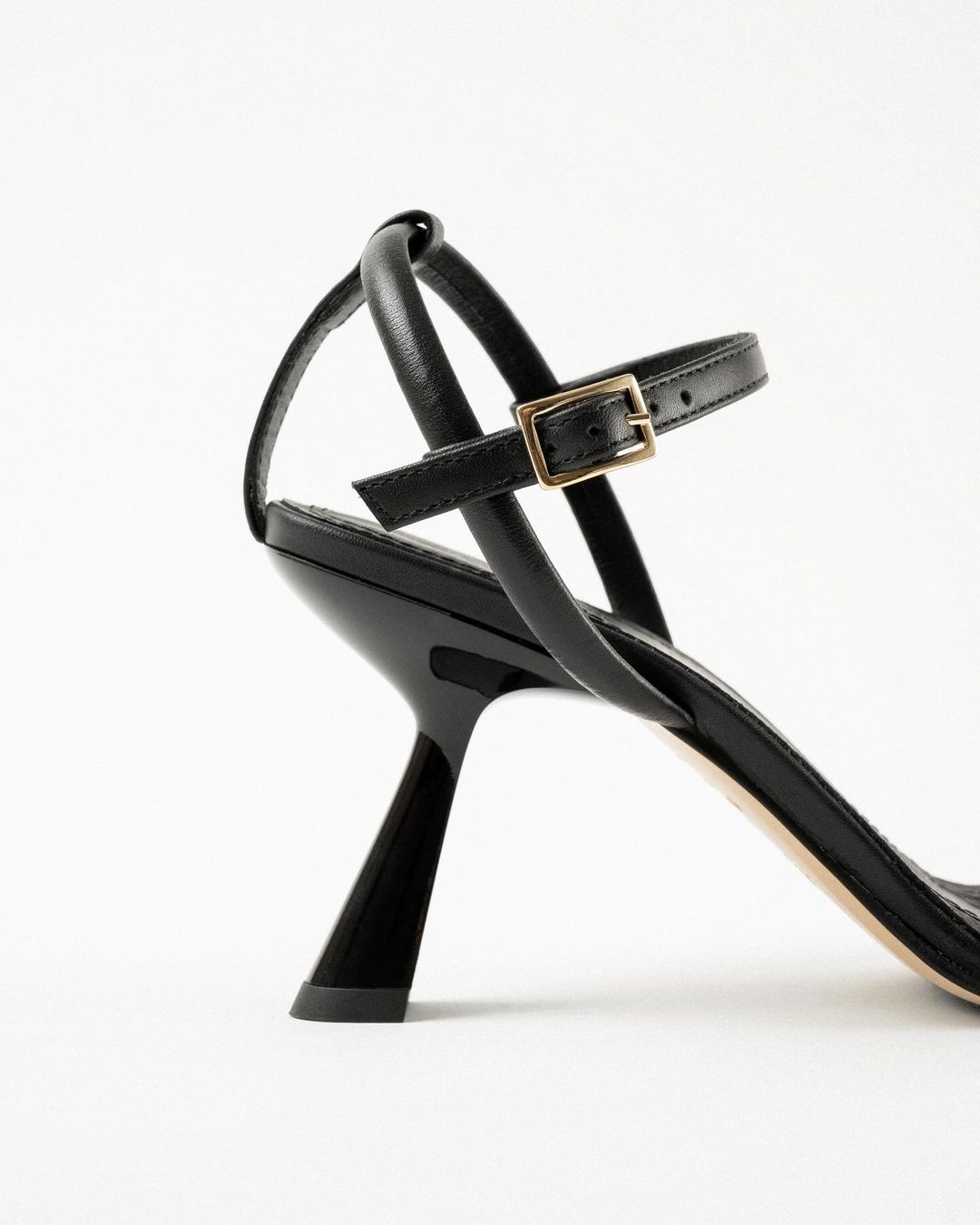 Interviewing Julien Martinez: The Cultural Fusion of Souliers Martinez, Between Heritage and Innovation