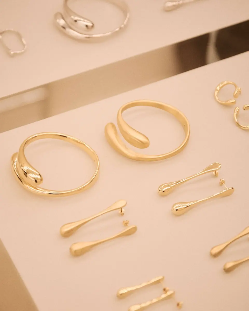 Caitlin Perrin makes her Premiere Classe debut with bold, statement pieces