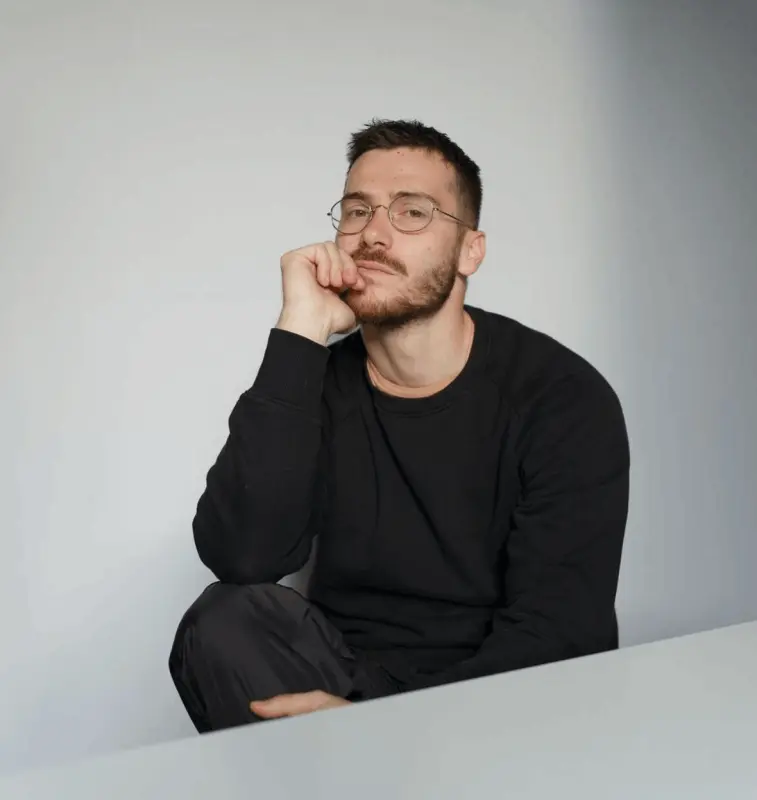 Cover photo of Matthieu Ruiz, guest speaker of the podcast Fashion Green Talk